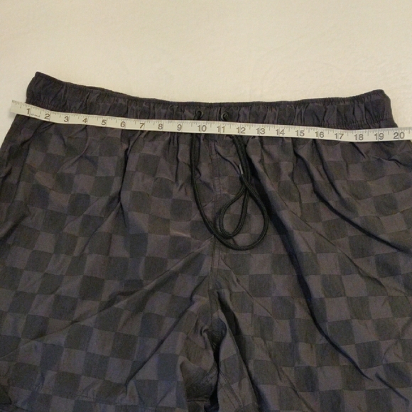 Nike Dark Checkered Athletic Shorts - Picture 9 of 10